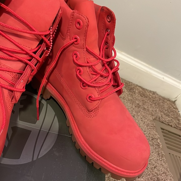 Timberline - Picture 4 of 8